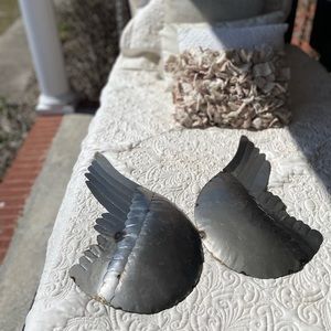 Metal angel wings